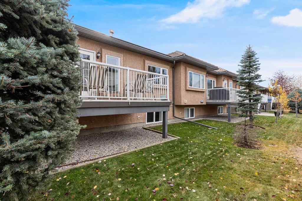 MLS® A2267273 - 84 Shannon Estates Terrace SW in Shawnessy Calgary, Residential