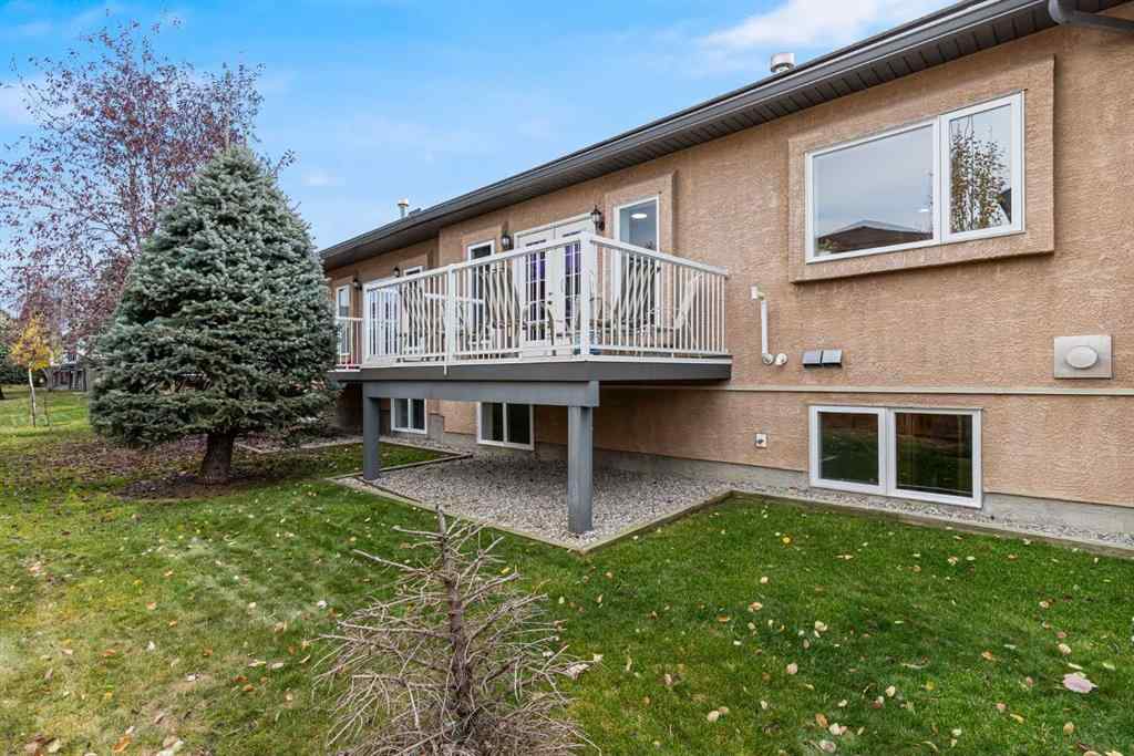 MLS® A2267273 - 84 Shannon Estates Terrace SW in Shawnessy Calgary, Residential