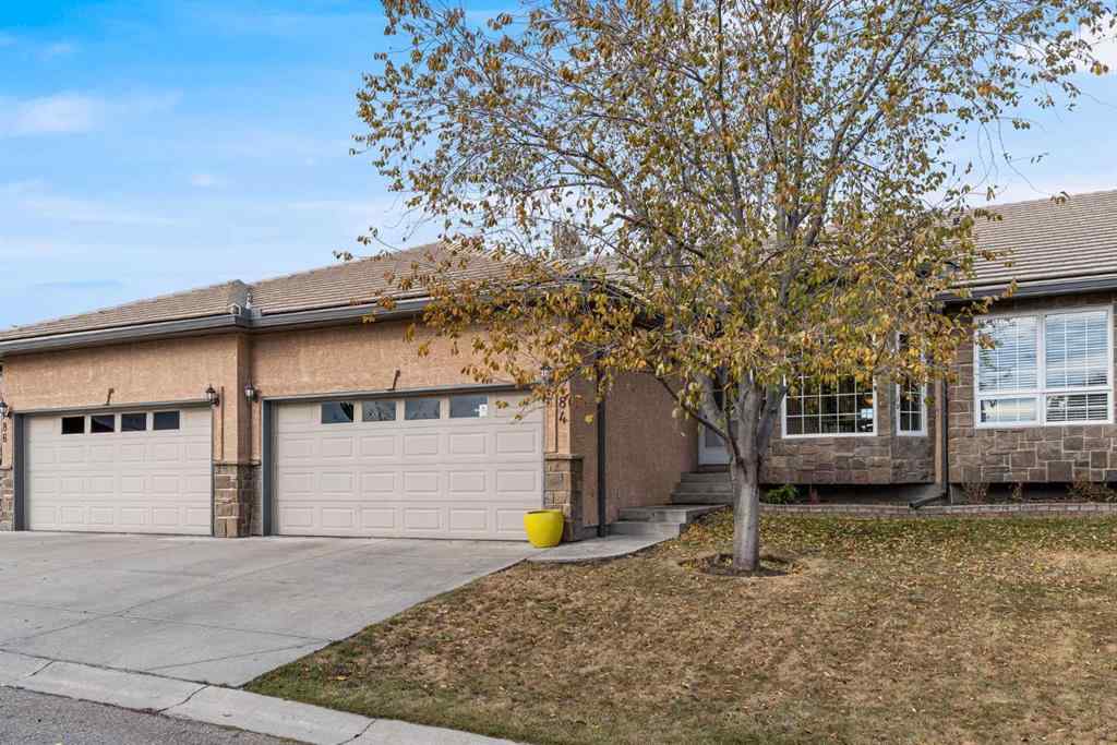MLS® A2267273 - 84 Shannon Estates Terrace SW in Shawnessy Calgary, Residential
