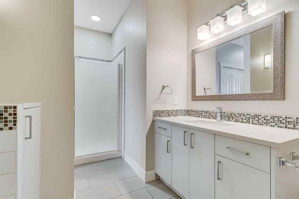 MLS® A2267273 - 84 Shannon Estates Terrace SW in Shawnessy Calgary, Residential