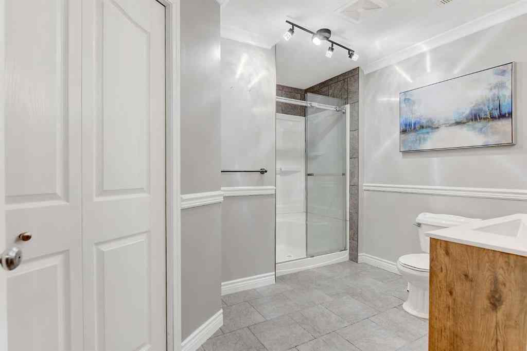 MLS® A2267278 - 9318 129 Avenue  in Crystal Lake Estates Grande Prairie, Residential