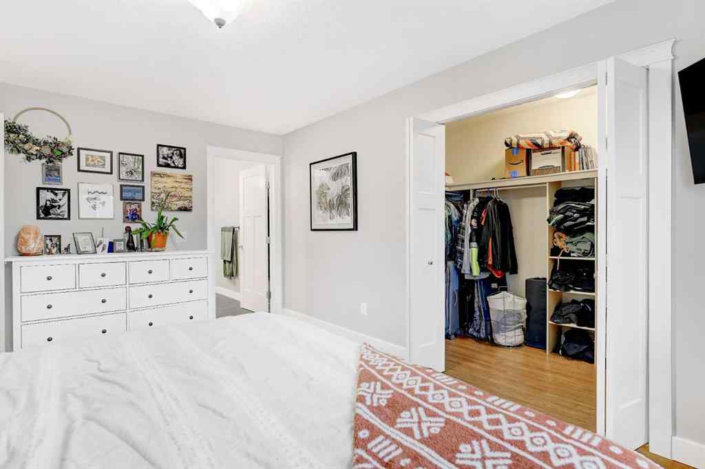 MLS® A2267278 - 9318 129 Avenue  in Crystal Lake Estates Grande Prairie, Residential