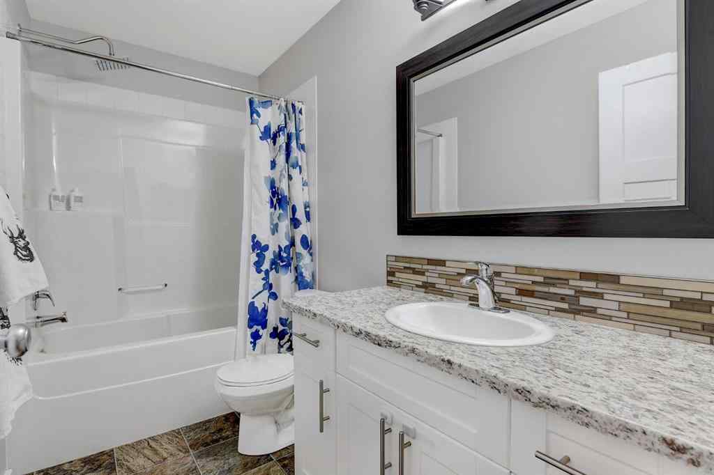 MLS® A2267278 - 9318 129 Avenue  in Crystal Lake Estates Grande Prairie, Residential