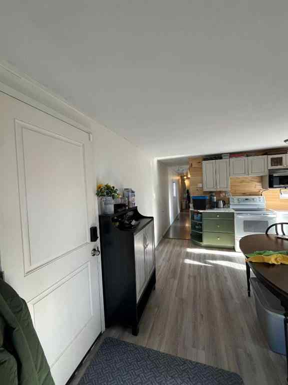 MLS&reg; # A2267279 - 243 Fleet Street SW in NONE Medicine Hat, Residential Open Houses