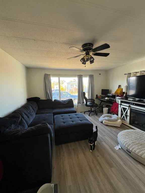 MLS&reg; # A2267279 - 243 Fleet Street SW in NONE Medicine Hat, Residential Open Houses