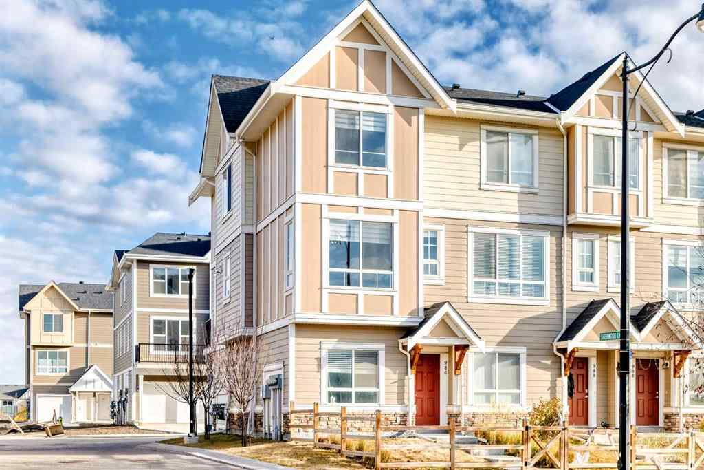 MLS® A2267285 - 986 Sherwood Boulevard NW in Sherwood Calgary, Residential