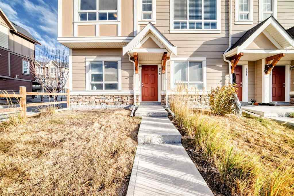MLS® A2267285 - 986 Sherwood Boulevard NW in Sherwood Calgary, Residential
