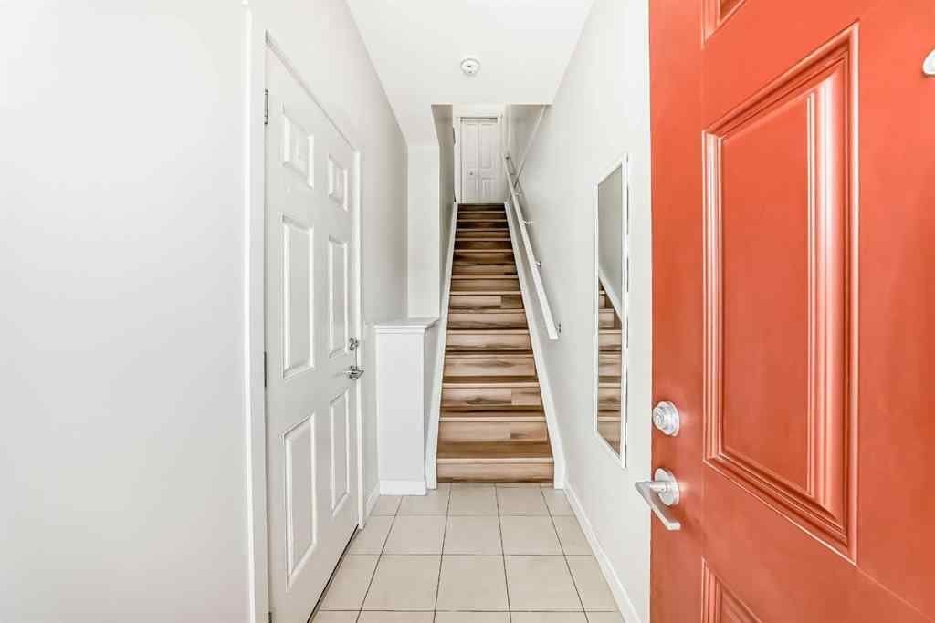 MLS® A2267285 - 986 Sherwood Boulevard NW in Sherwood Calgary, Residential