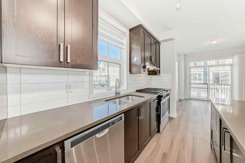 MLS® A2267285 - 986 Sherwood Boulevard NW in Sherwood Calgary, Residential