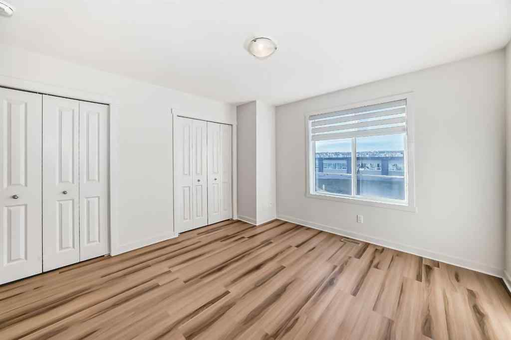 MLS® A2267285 - 986 Sherwood Boulevard NW in Sherwood Calgary, Residential