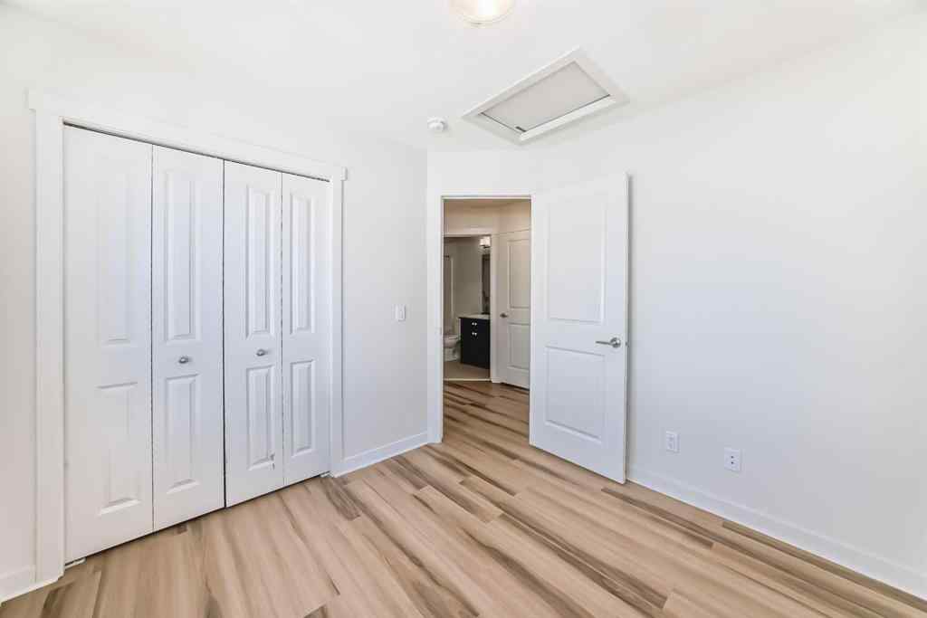 MLS® A2267285 - 986 Sherwood Boulevard NW in Sherwood Calgary, Residential