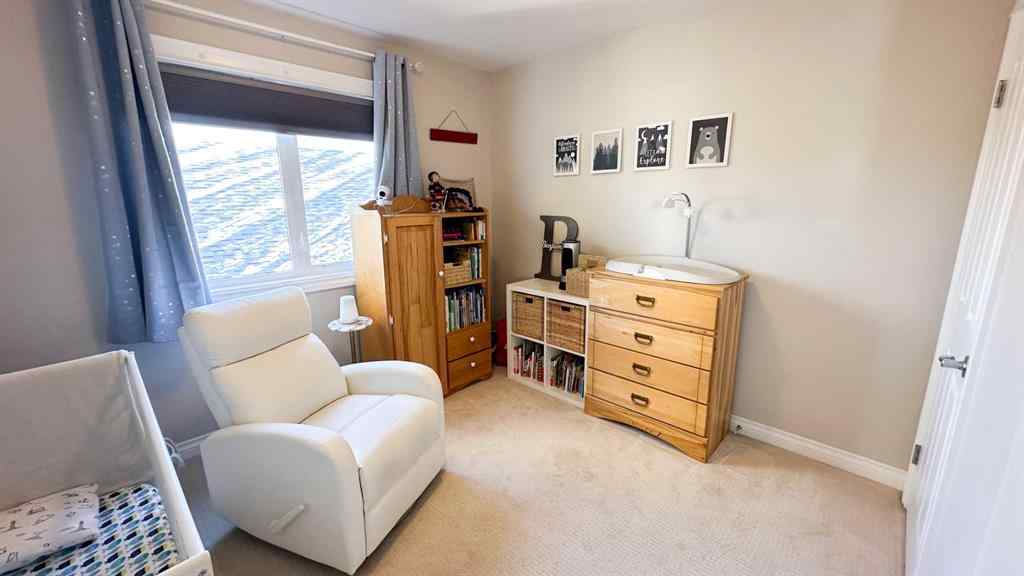 MLS® A2267286 - 211 11 Avenue NE in NONE Sundre, Residential