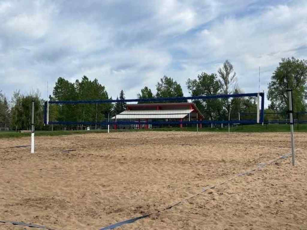 MLS® A2267290 - 2005 32 Avenue SW in South Calgary Calgary, Residential