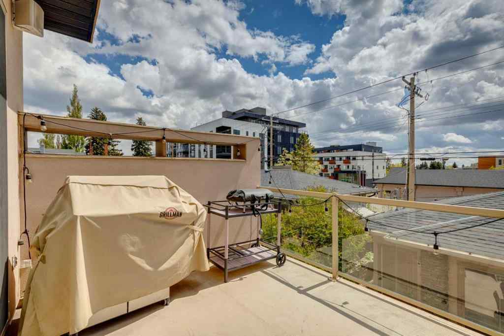 MLS® A2267290 - 2005 32 Avenue SW in South Calgary Calgary, Residential