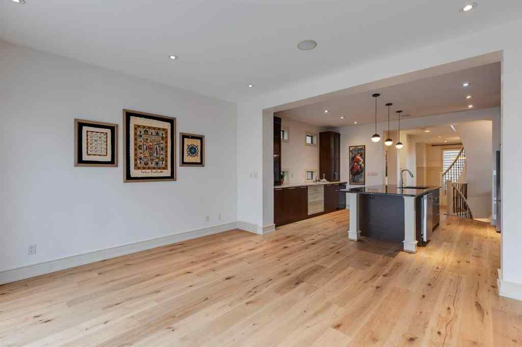 MLS® A2267290 - 2005 32 Avenue SW in South Calgary Calgary, Residential