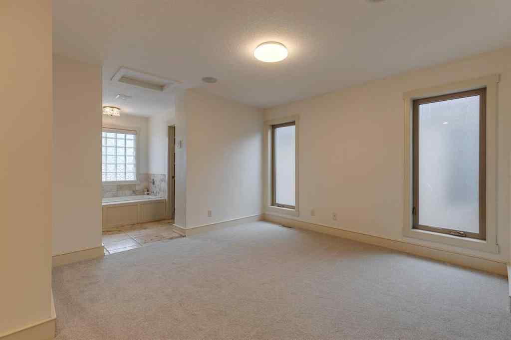 MLS® A2267290 - 2005 32 Avenue SW in South Calgary Calgary, Residential