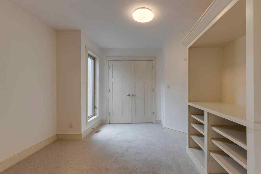 MLS® A2267290 - 2005 32 Avenue SW in South Calgary Calgary, Residential