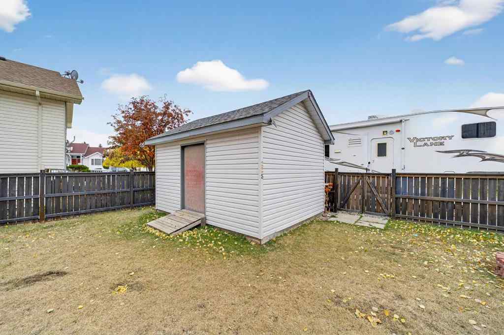 MLS® A2267294 - 225 10 Avenue NE in NONE Sundre, Residential