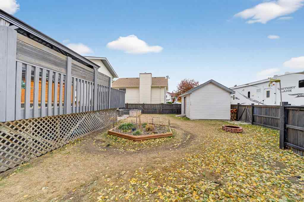 MLS® A2267294 - 225 10 Avenue NE in NONE Sundre, Residential