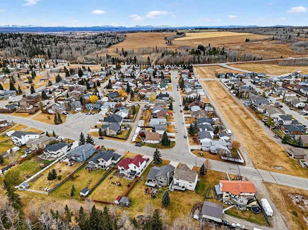 MLS® A2267294 - 225 10 Avenue NE in NONE Sundre, Residential