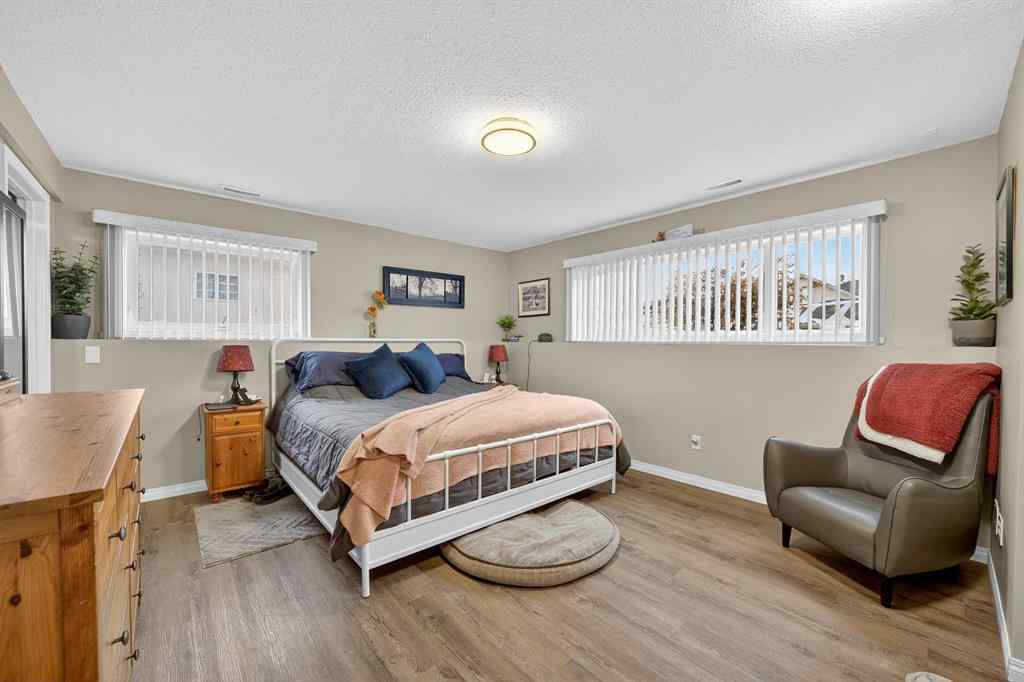 MLS® A2267294 - 225 10 Avenue NE in NONE Sundre, Residential