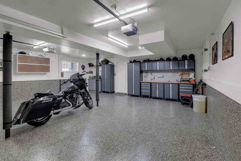 MLS® A2267296 - 224 Ranchridge Bay NW in Ranchlands Calgary, Residential