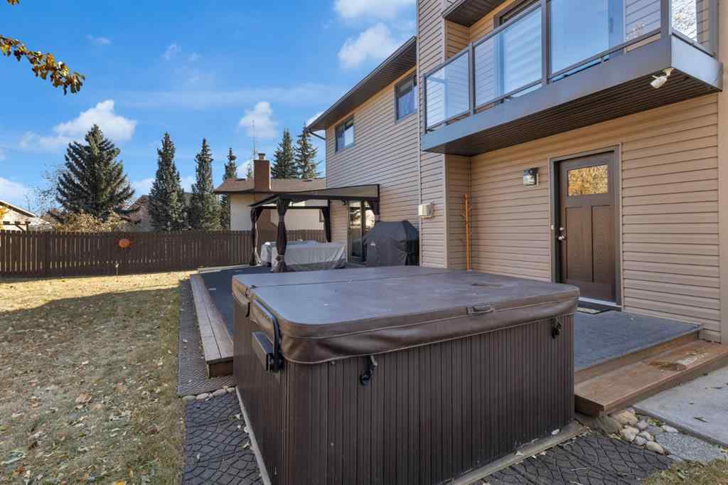 MLS® A2267296 - 224 Ranchridge Bay NW in Ranchlands Calgary, Residential