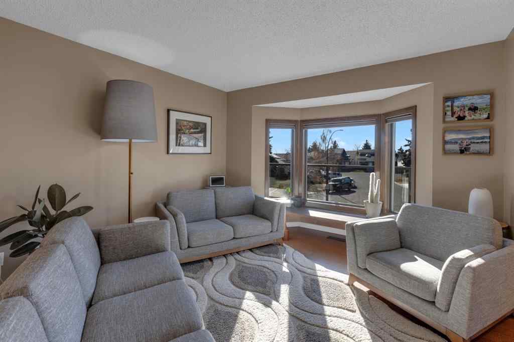 MLS® A2267296 - 224 Ranchridge Bay NW in Ranchlands Calgary, Residential