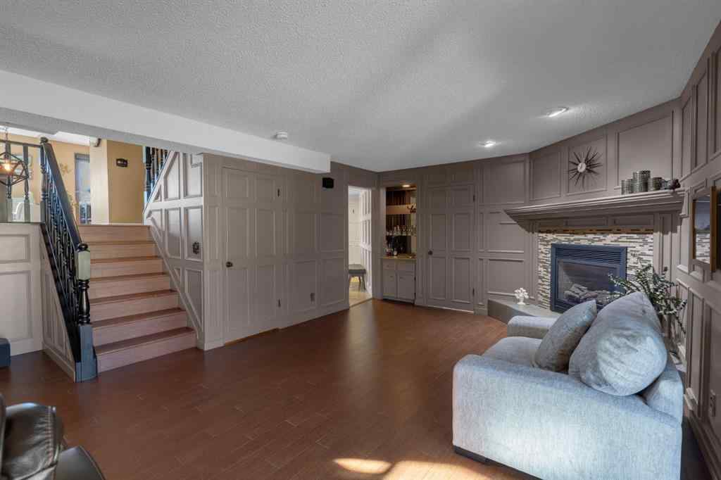 MLS® A2267296 - 224 Ranchridge Bay NW in Ranchlands Calgary, Residential