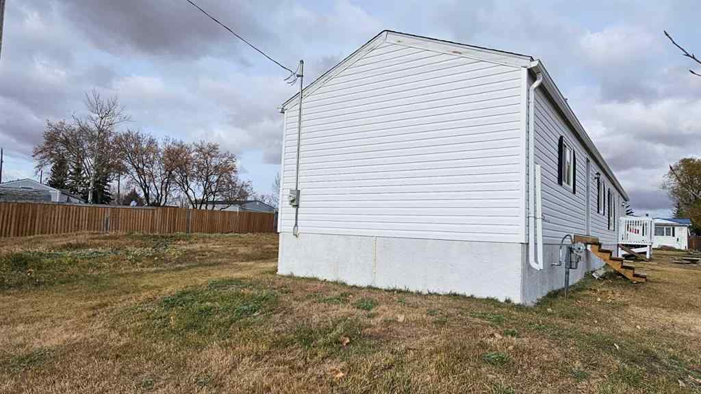 MLS® A2267297 - 4404 PARK Crescent  in NONE Coronation, Residential