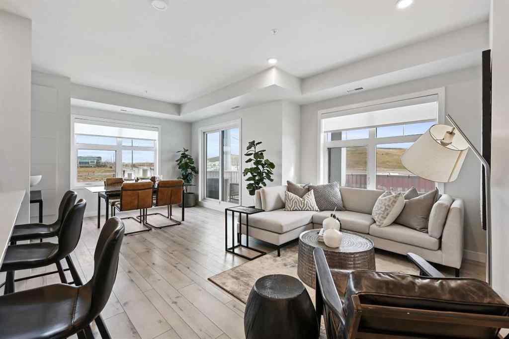 MLS® A2267298 - Unit #326 255 Les Jardins Park SE in Douglasdale/Glen Calgary, Residential