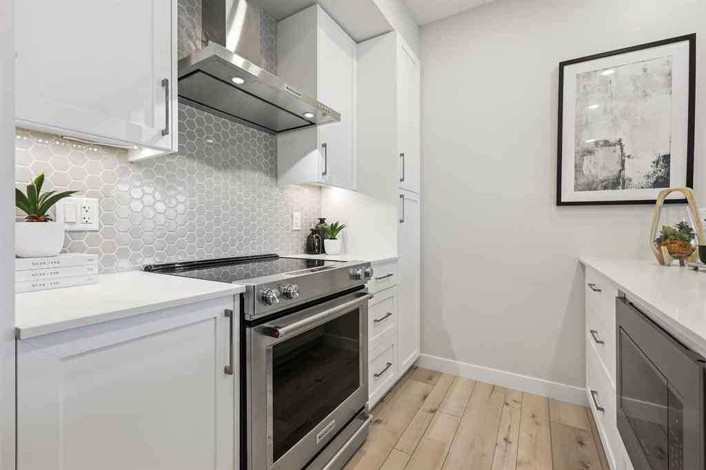 MLS® A2267298 - Unit #326 255 Les Jardins Park SE in Douglasdale/Glen Calgary, Residential