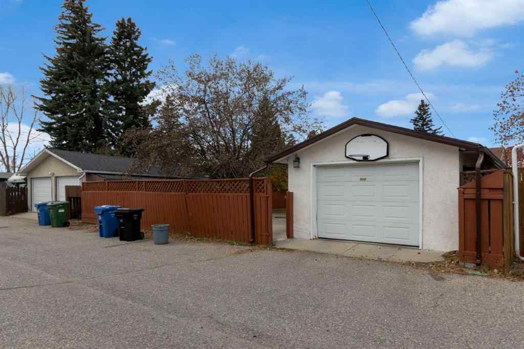 MLS® A2267300 - 5122 48 Street NW in Varsity Calgary, Residential
