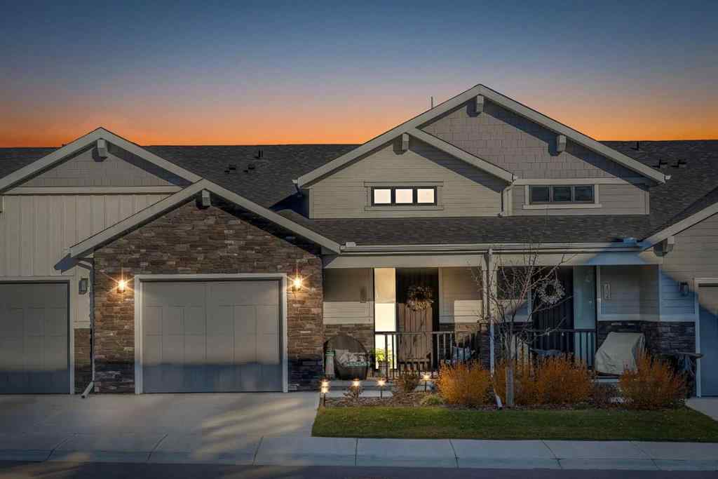MLS® A2267304 - 406 Crestridge Common SW in Crestmont Calgary, Residential