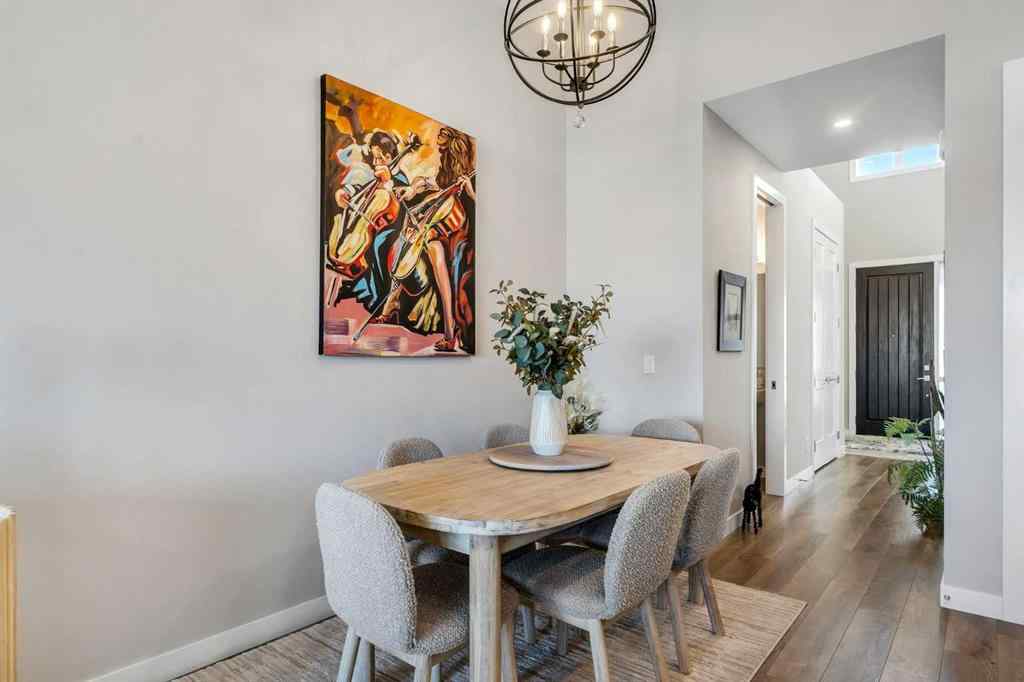 MLS® A2267304 - 406 Crestridge Common SW in Crestmont Calgary, Residential