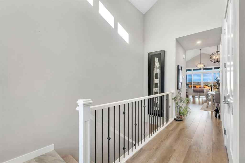 MLS® A2267304 - 406 Crestridge Common SW in Crestmont Calgary, Residential