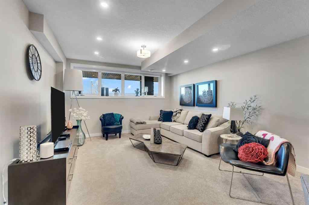 MLS® A2267304 - 406 Crestridge Common SW in Crestmont Calgary, Residential