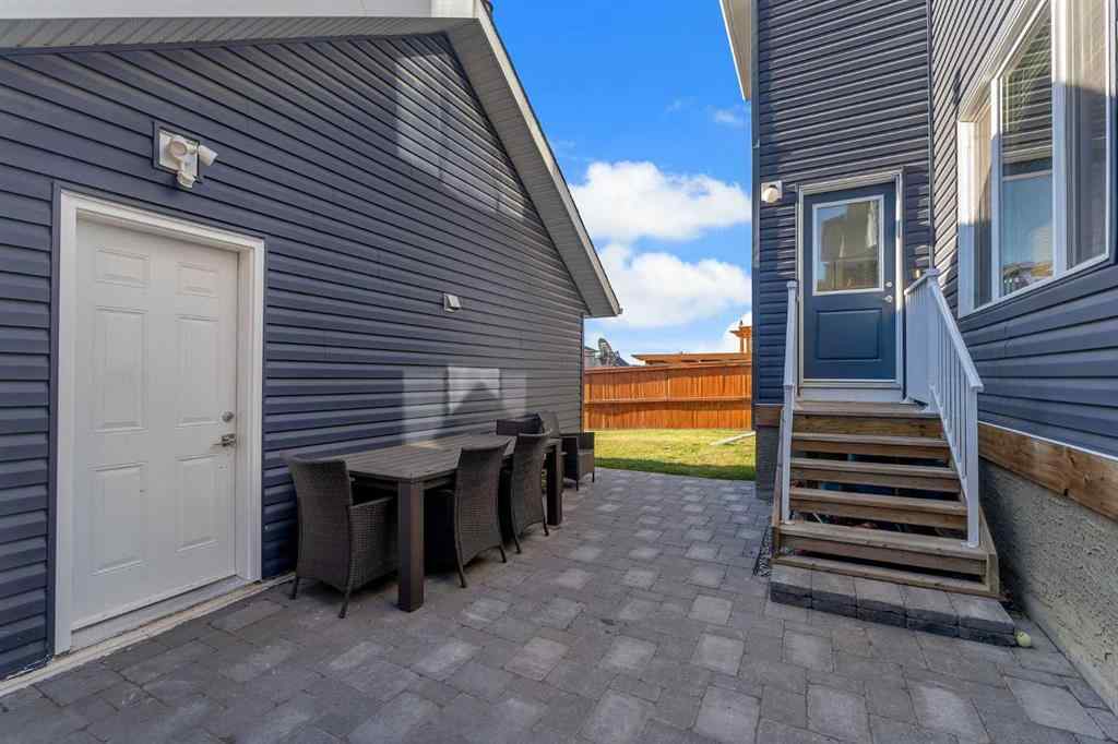 MLS® A2267306 - 1535 Ravensmoor Way SE in Ravenswood Airdrie, Residential
