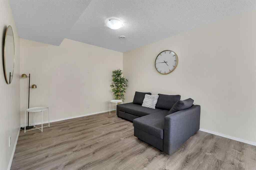 MLS® A2267306 - 1535 Ravensmoor Way SE in Ravenswood Airdrie, Residential