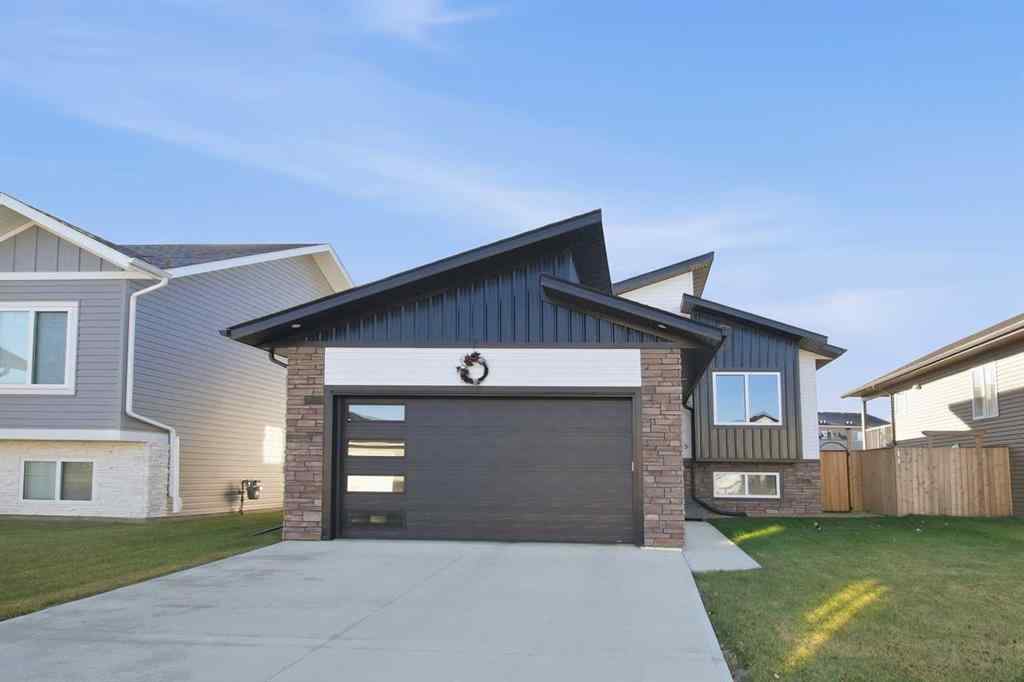 MLS® A2267310 - 69 Mackenzie Avenue  in Mackenzie Ranch Estates Lacombe, Residential