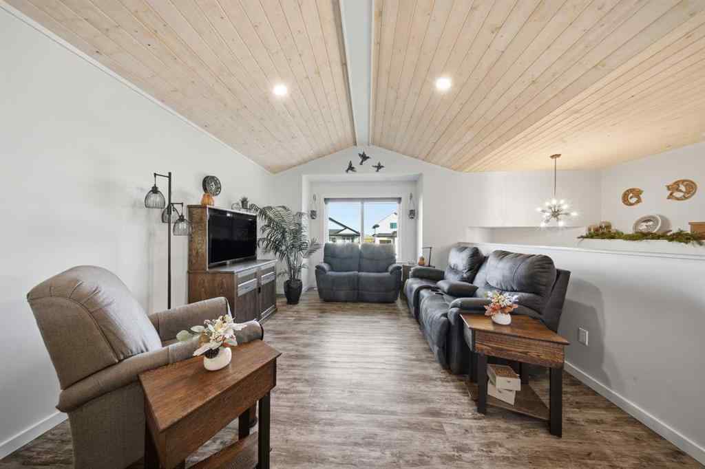 MLS® A2267310 - 69 Mackenzie Avenue  in Mackenzie Ranch Estates Lacombe, Residential