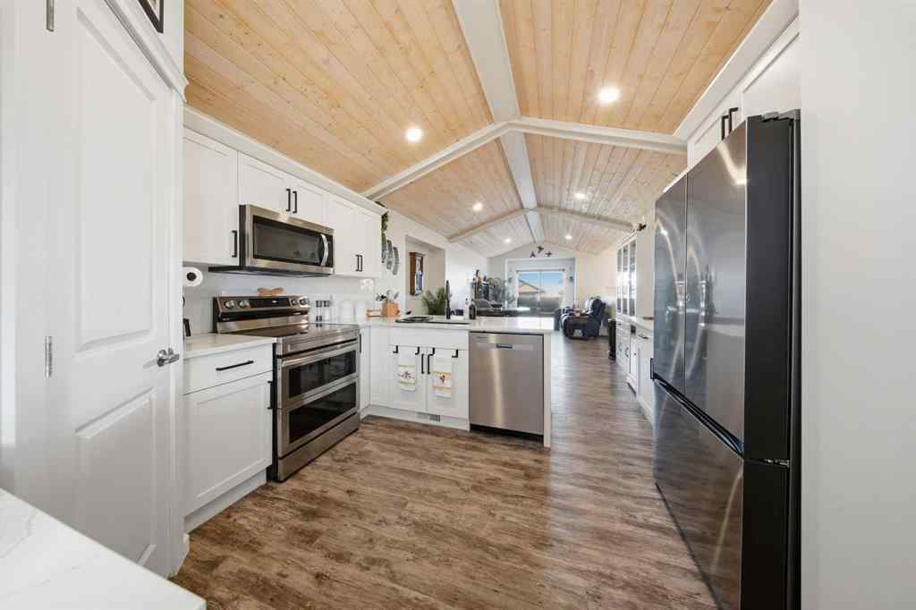 MLS® A2267310 - 69 Mackenzie Avenue  in Mackenzie Ranch Estates Lacombe, Residential