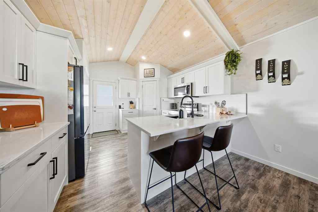 MLS® A2267310 - 69 Mackenzie Avenue  in Mackenzie Ranch Estates Lacombe, Residential