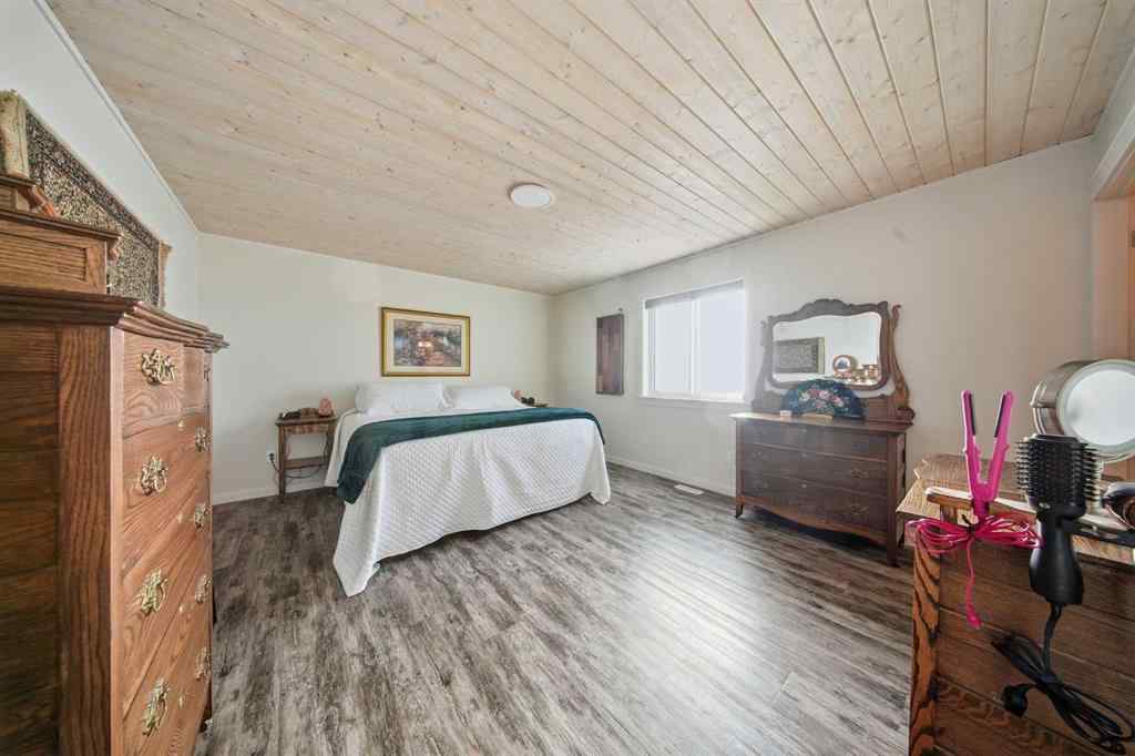 MLS® A2267310 - 69 Mackenzie Avenue  in Mackenzie Ranch Estates Lacombe, Residential