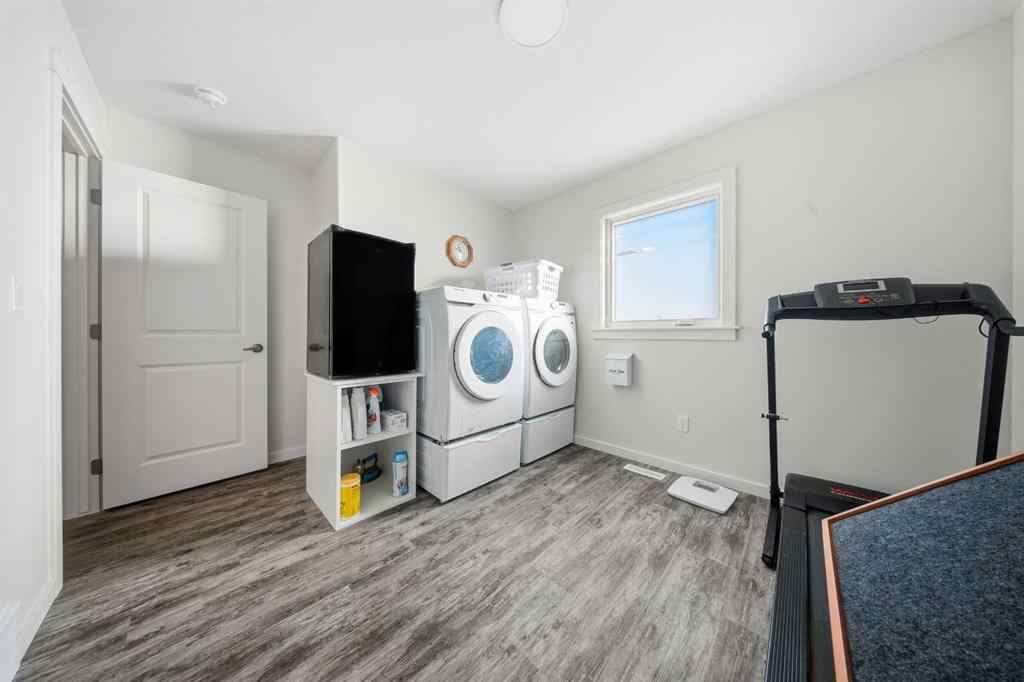 MLS® A2267310 - 69 Mackenzie Avenue  in Mackenzie Ranch Estates Lacombe, Residential