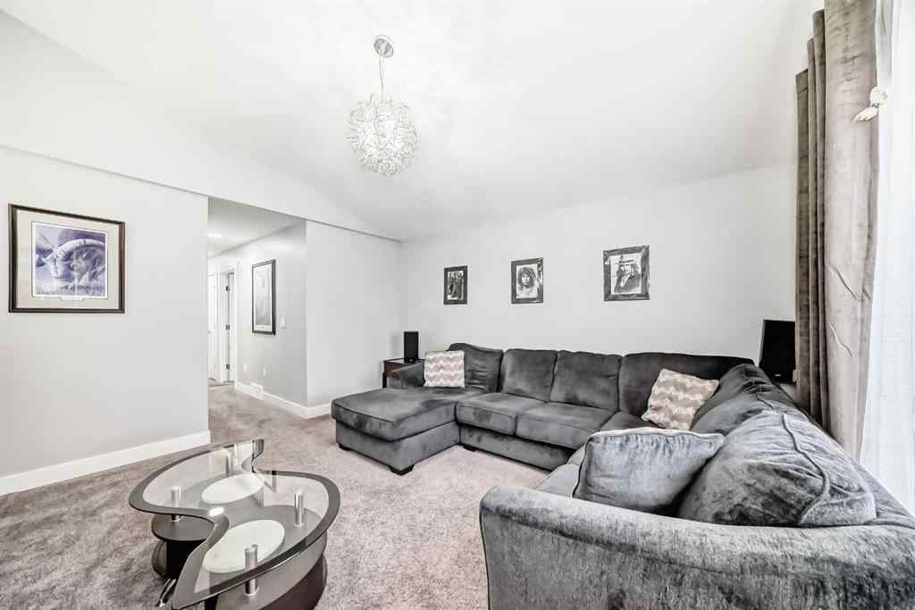 MLS® A2267311 - 1368 Lackner Boulevard  in NONE Carstairs, Residential