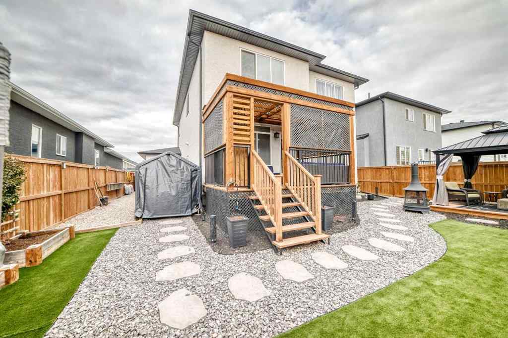MLS® A2267311 - 1368 Lackner Boulevard  in NONE Carstairs, Residential