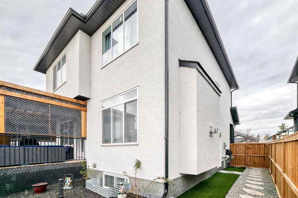 MLS® A2267311 - 1368 Lackner Boulevard  in NONE Carstairs, Residential