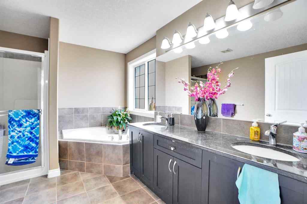 MLS® A2267313 - 1065 Channelside Drive SW in Canals Airdrie, Residential