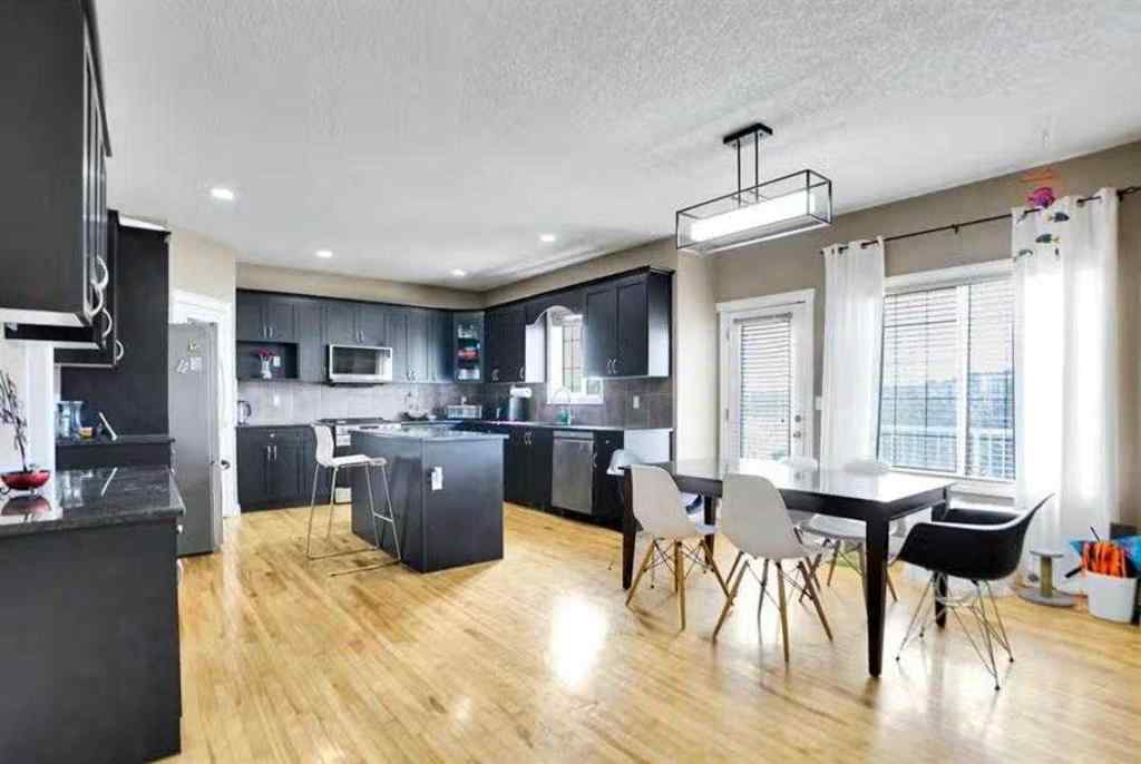 MLS® A2267313 - 1065 Channelside Drive SW in Canals Airdrie, Residential
